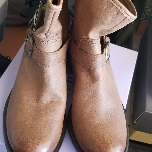 Booties - Picture 3 of 6